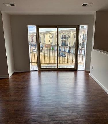 3rd image of 416 Legato Dr