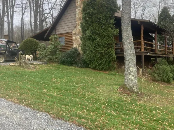 5674 Montmorenci Rd, Ridgway, PA 15853