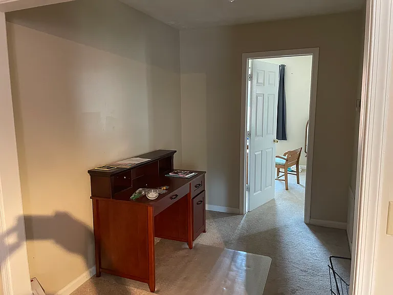 120 S Lewis St #3 — Photo 4