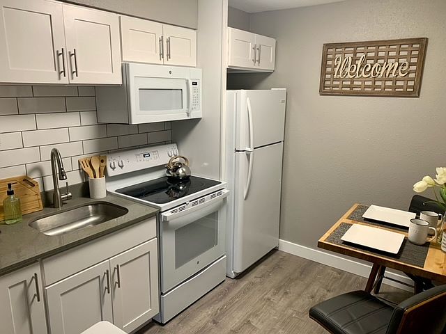 1st image of 5416 S M St #16