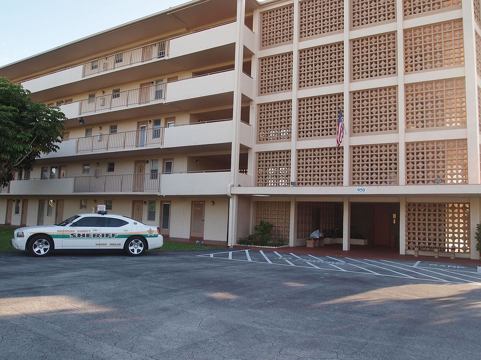 Hillcrest Building