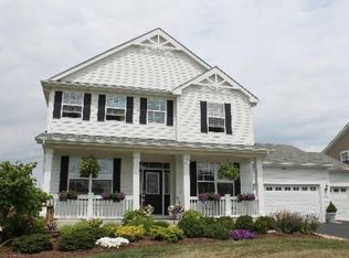 336 Weymouth Ave, Elgin, IL 60124