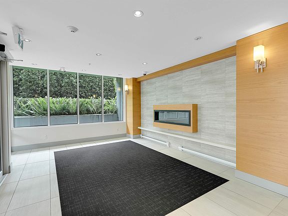 4th image of 1306 5th Ave #304