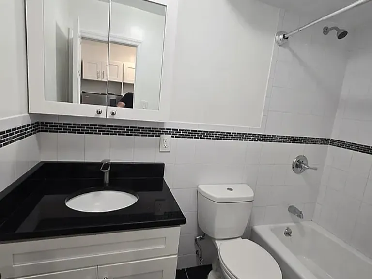 31-28 29th St #1G — Photo 7