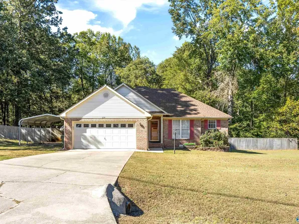 204 Vintage Point Cir, Huntsville, AL 35811