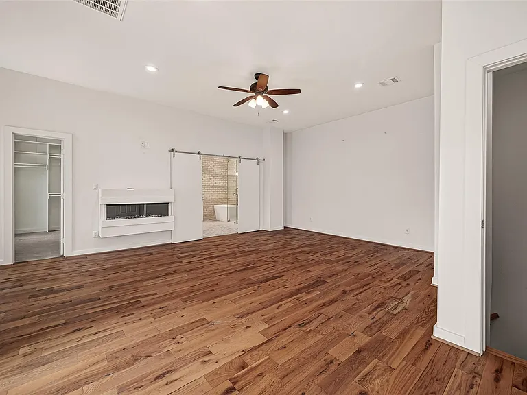 224 N Stiles St — Photo 20