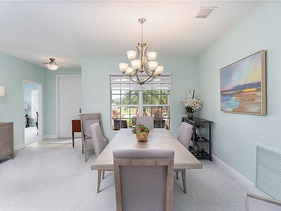 5th image of 1250 Scarlet Oak Cir