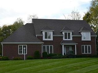 14218 Dove Dr, Carmel, IN