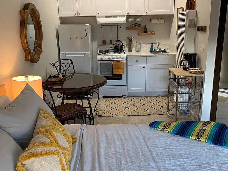 4094 Myrtle Ave — Photo 12
