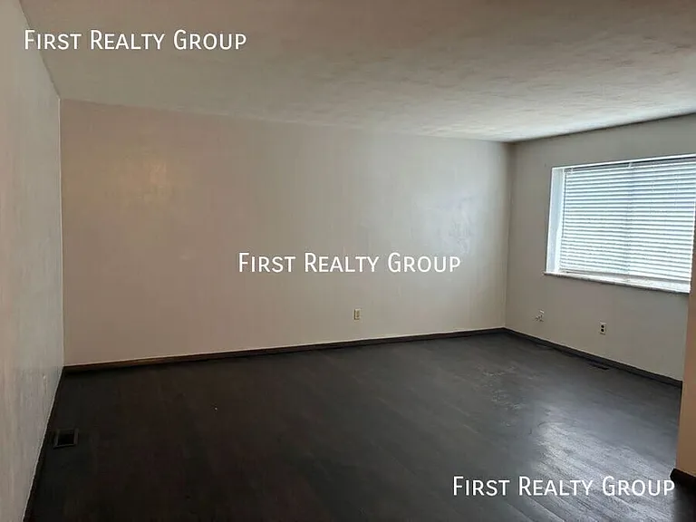 737 Wilmington Ave #18 — Photo 20
