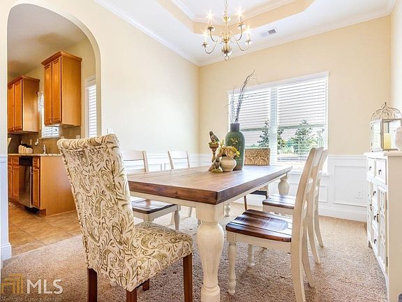 4th image of 1420 Empress Dr