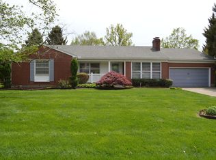 7102 Glen Arbor Rd, Graymoor Devondale, KY 40222