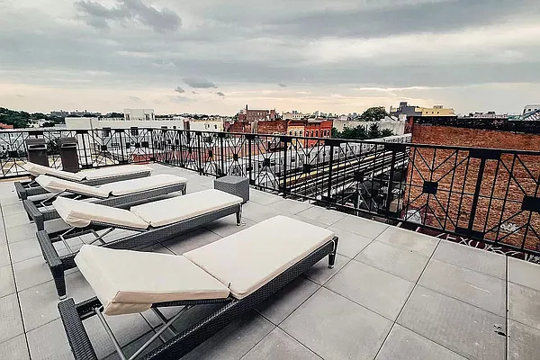 Rented by Pear NYC LLC | media 21