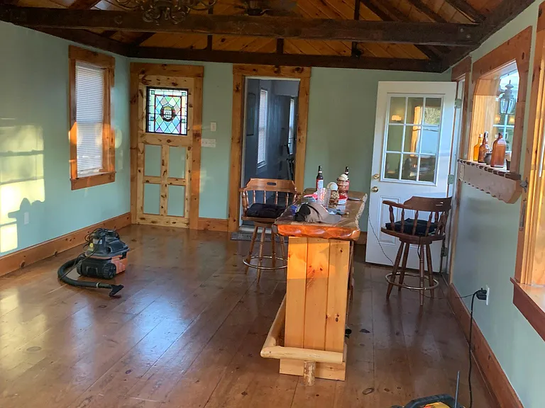8 Floral Ave — Photo 13