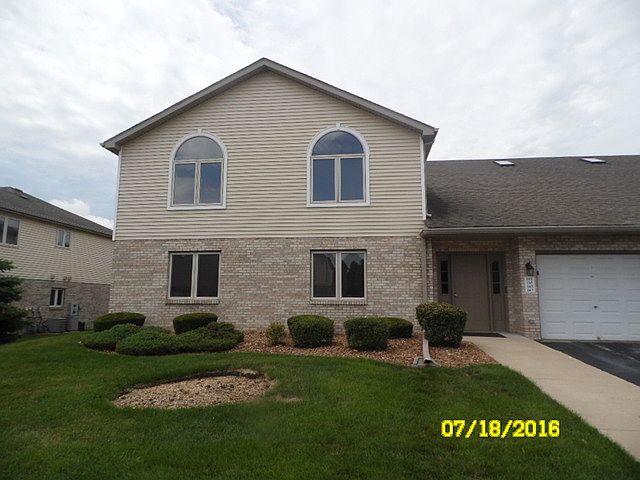 1st image of 167 Saenz Ln #167