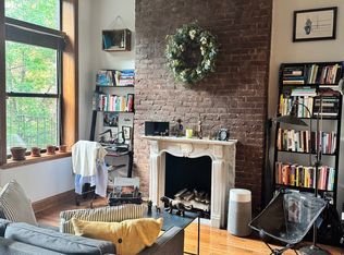 31 Carmine St APT 2, New York, NY 10014