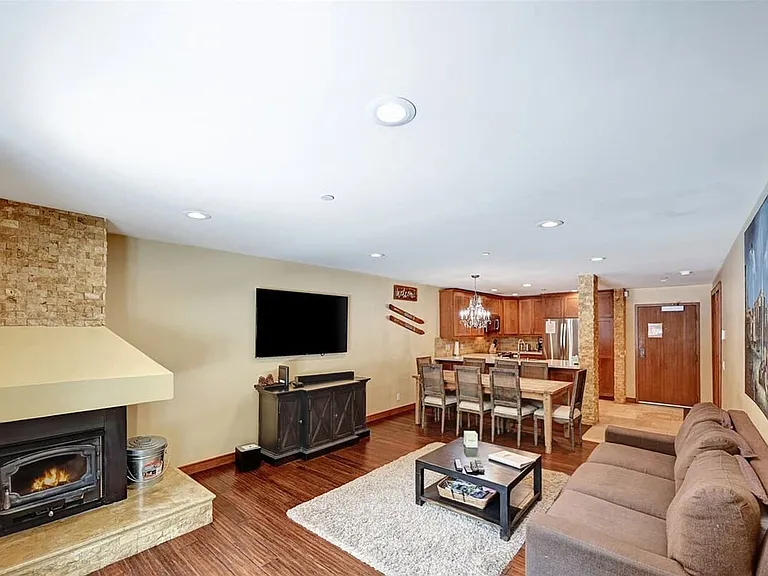 865 Majestic Pines Dr #117 — Photo 2