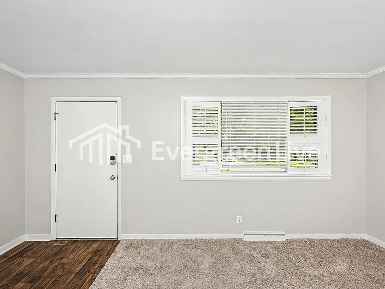 1137 Bowman Rd — Photo 3