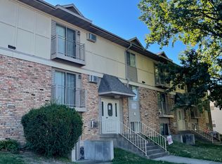 528 S Van Buren St #18, Iowa City, IA 52240