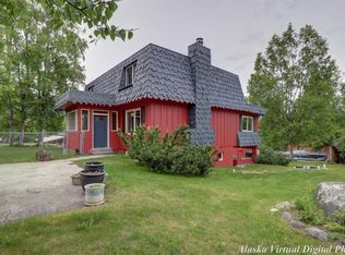 10436 Crest View Ln, Eagle River, AK 99577