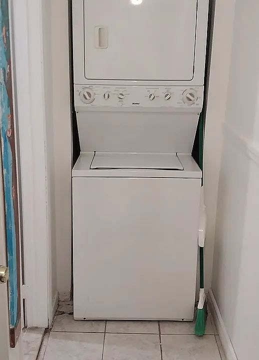2nd image of 22 Davis Ct #5
