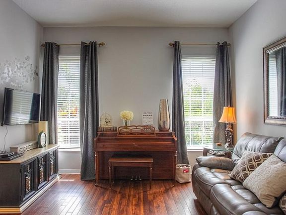 4th image of 12418 Creek Edge Dr