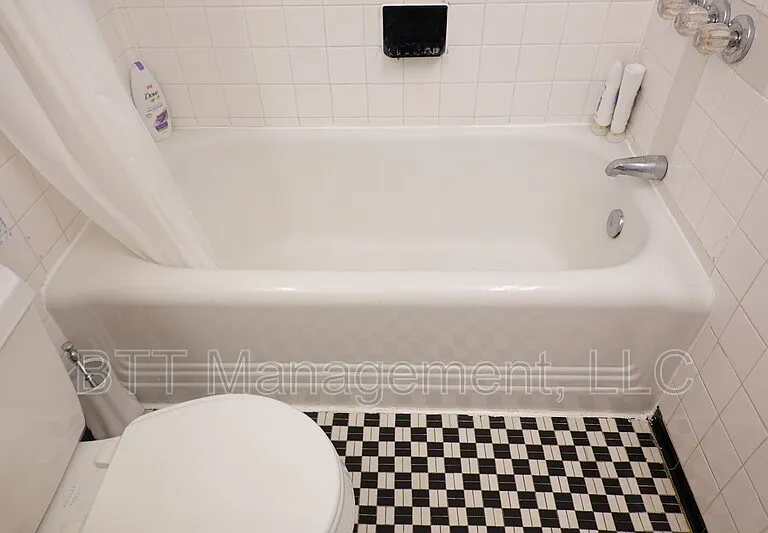 800 Maplewood Ave #1 — Photo 28