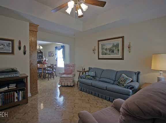 3rd image of 380 Wildwood Ave