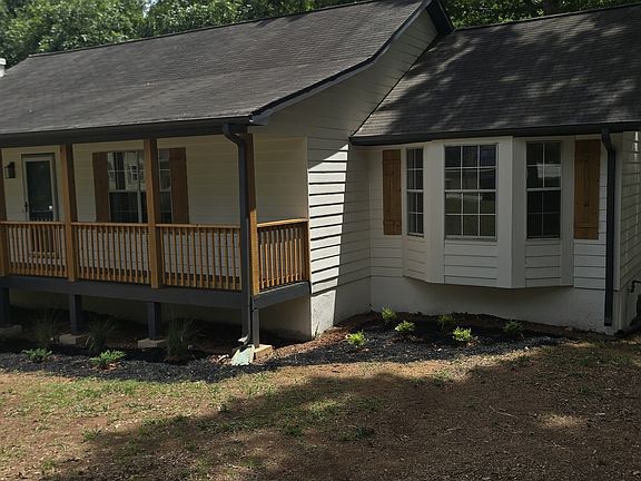 2nd image of 4723 Emerald Glen Dr