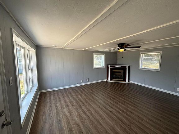 5th image of 1709 Edgerton Ave SE