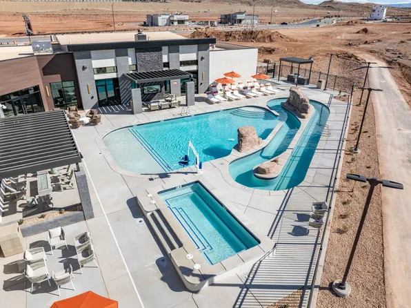 The Vue At Desert Color