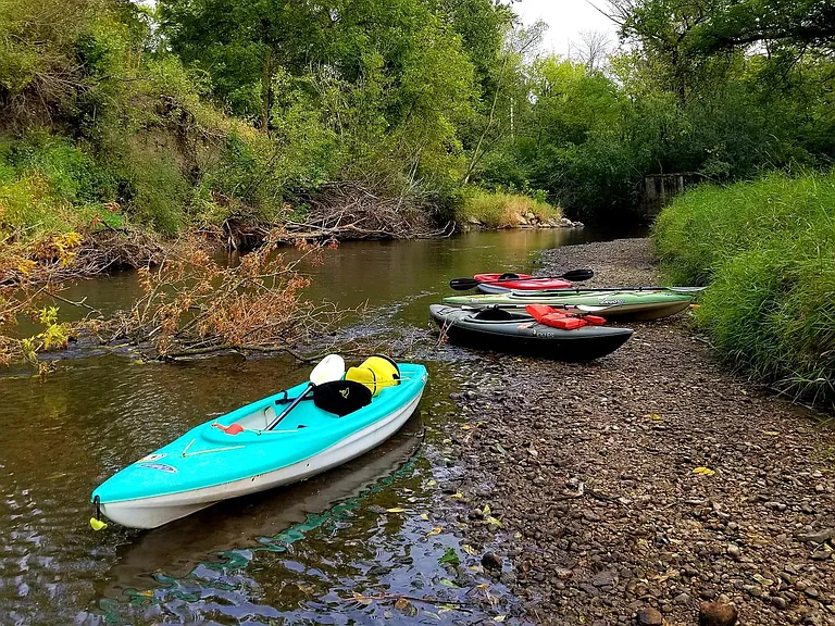Kayak trails