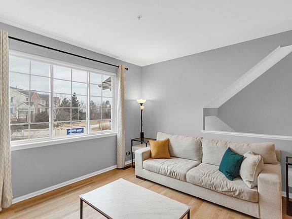 3rd image of 717 Hanbury Dr