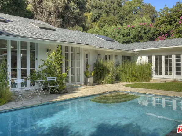 2761 N Hutton Dr, Beverly Hills, CA 90210