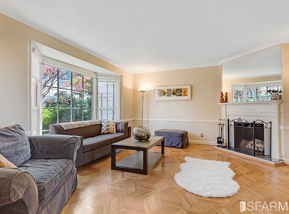 3rd image of 229 Stanyan St