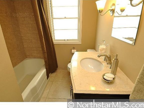 5th image of 4216 15th Ave S