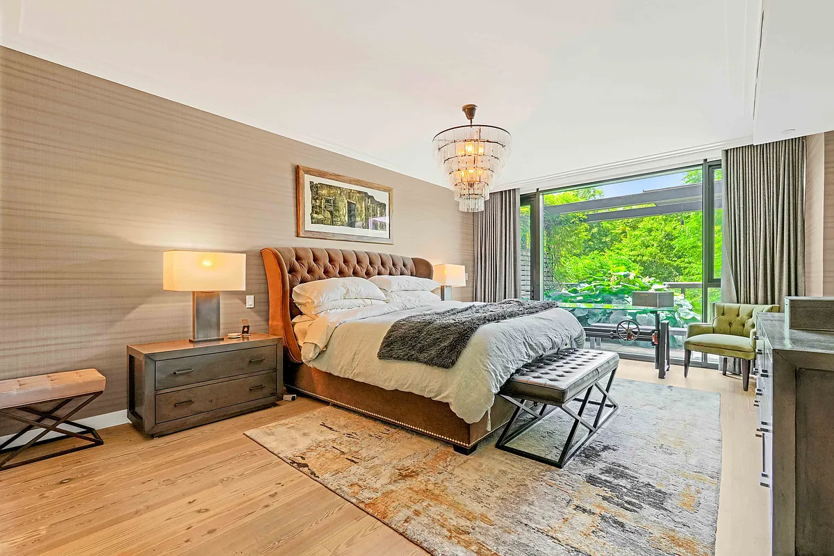 90 Furman St Unit N210