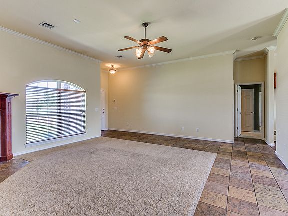 5th image of 2300 Melody Dr