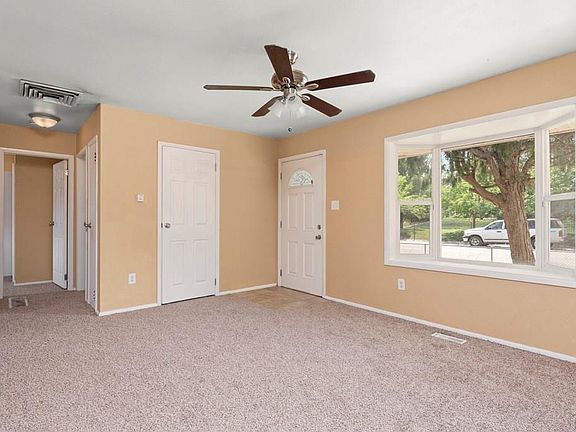 5th image of 2028 N Queens Ave