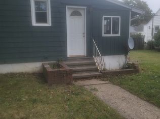 855 Thorme St, Bridgeport, CT 06606