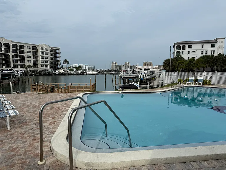 255 Dolphin Point #Penthouse 2 — Photo 26