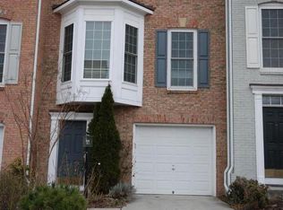 2514 Terra Cotta Cir, Herndon, VA 20171