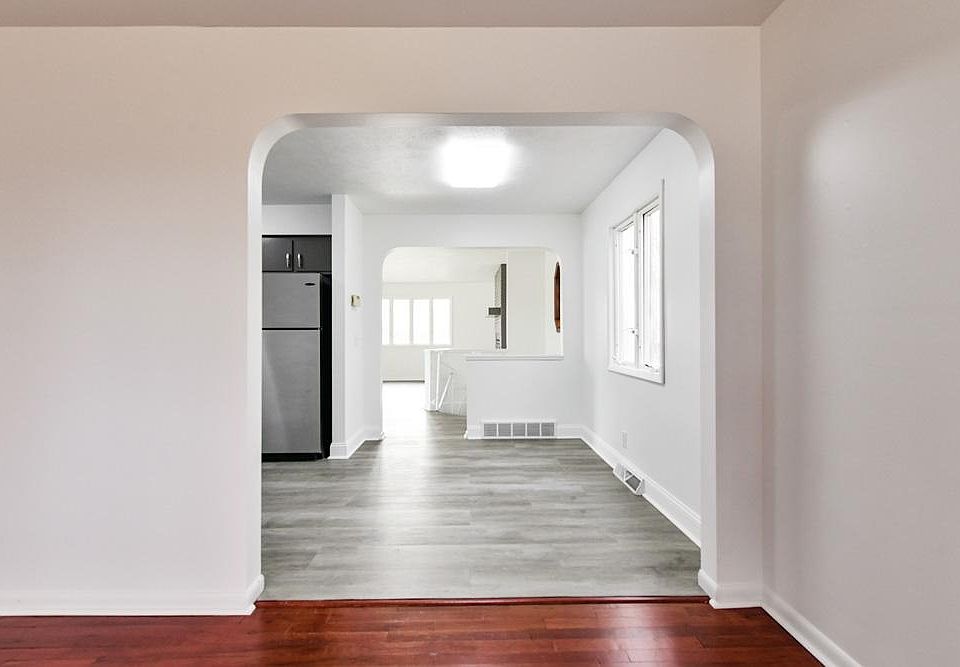 1st image of 5011 Hickory St