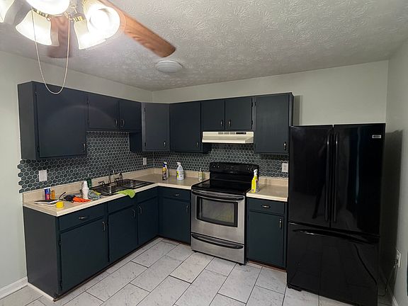 4th image of 110 Lakeridge Dr