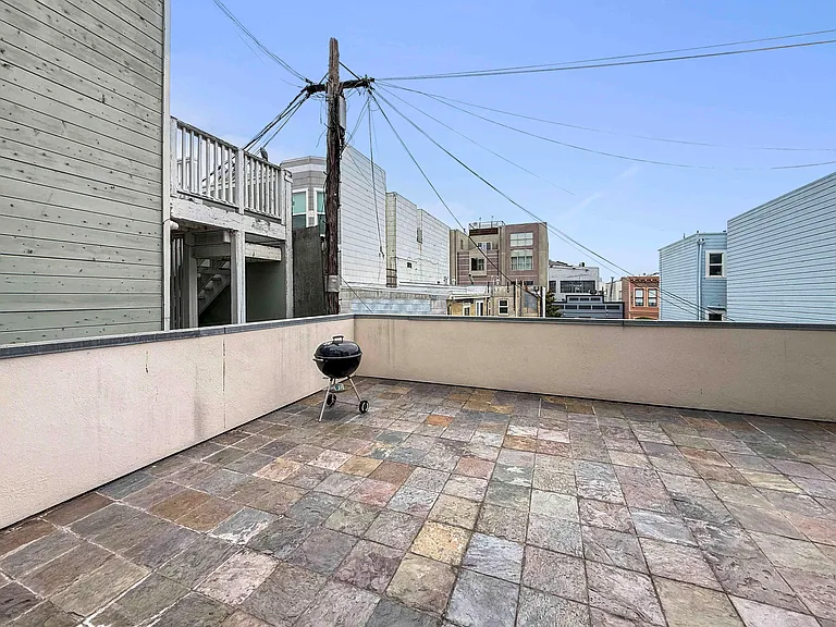 563 Minna St #2 — Photo 21