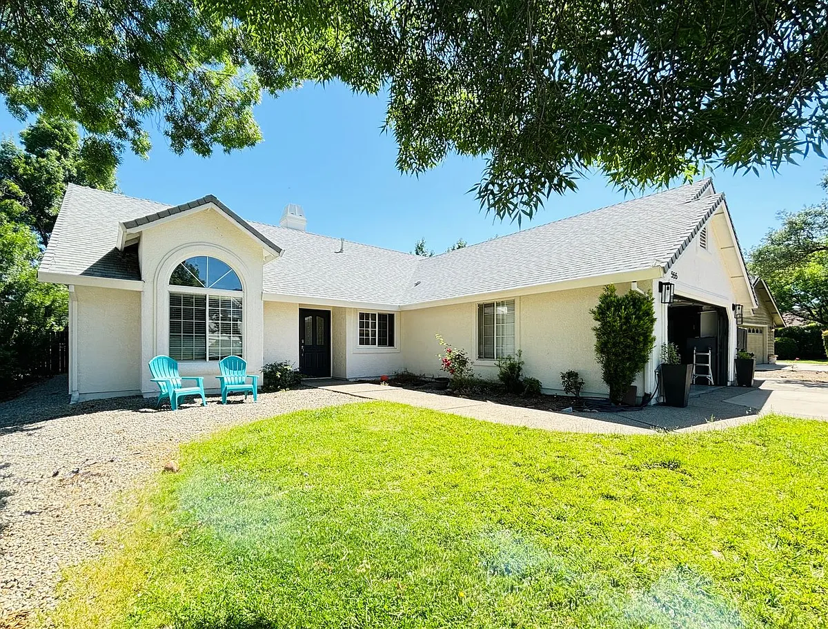 Building Photo - 555 Reddington Dr
