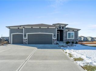 4420 SW Alabaster Cir, Lees Summit, MO 64082