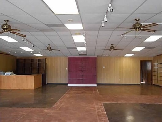 2nd image of 7091 Beatline Rd