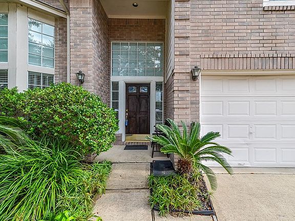 2nd image of 15603 Rosewood Hill Ct