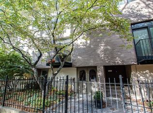 1470 E 56th St, Chicago, IL 60637